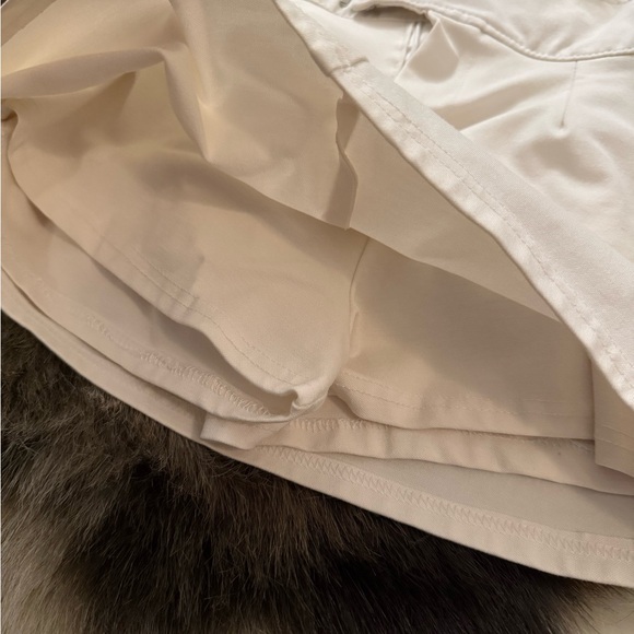 Cream High-Waisted Skirt - Picture 5 of 6